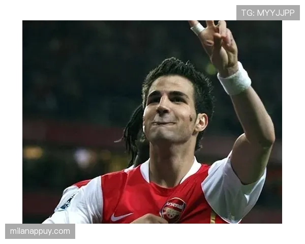 法布雷加斯与哈维：组织核心分化，球权集中度与推进路径偏移