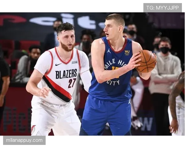 哈利伯顿突破制造多次助攻 助掘金拉开关键时刻比分差距