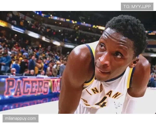 奥拉迪波无球跑动制造错位，防守压迫改变对手进攻节奏